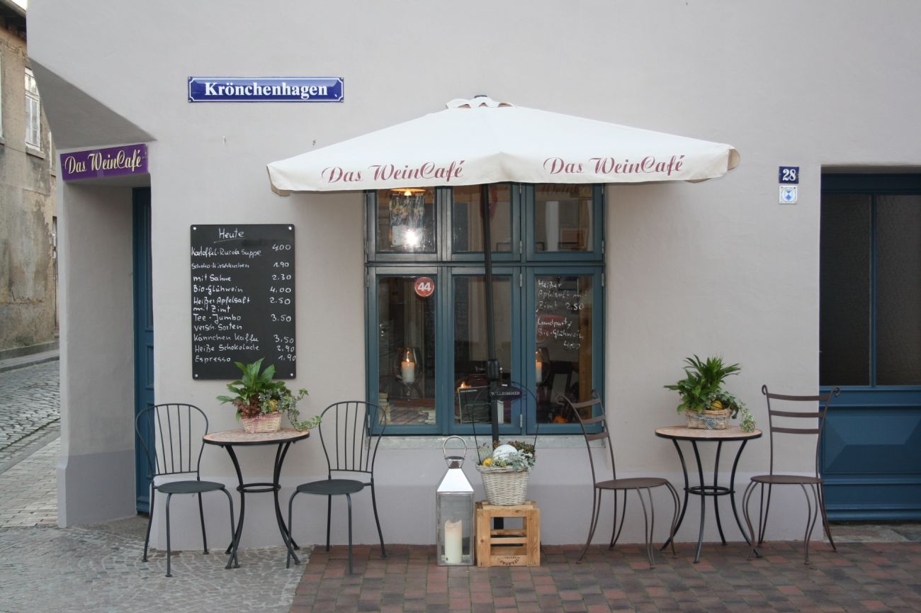 files/schaufenster-guestrow/img/haendler/zorbas_weine/slider/Zorbas Weine_Kroenchenhagen.JPG